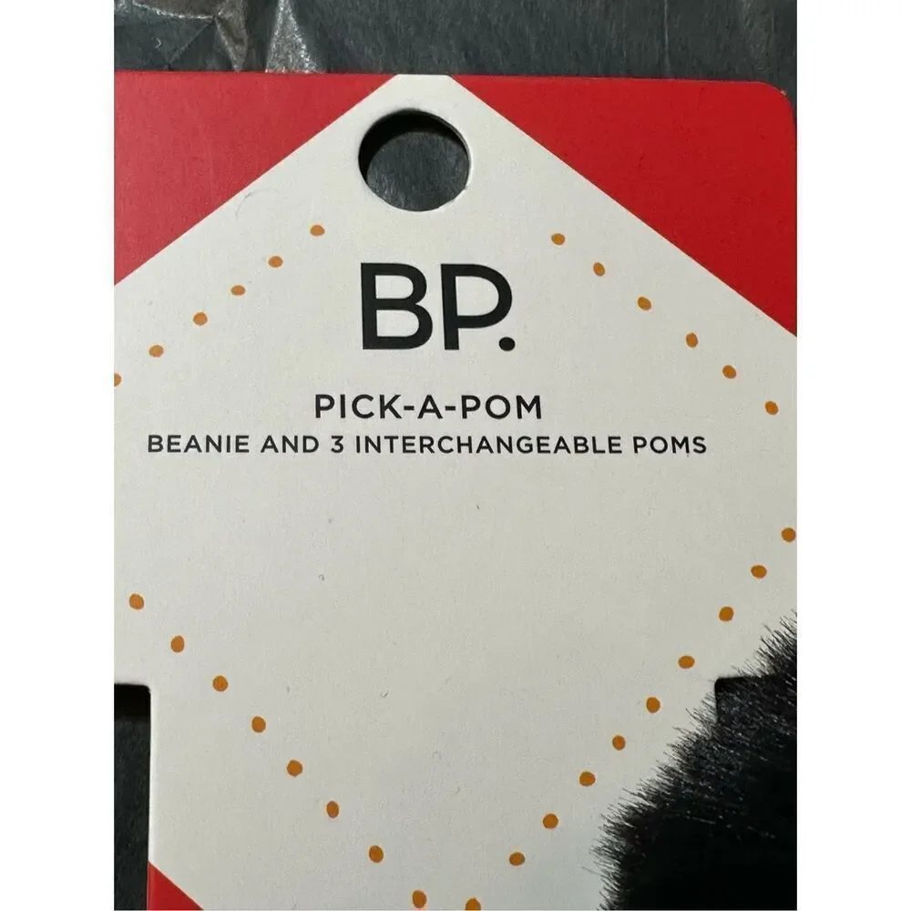 BP Nordstrom NWT black beanie with 3 interchangeable Pom poms